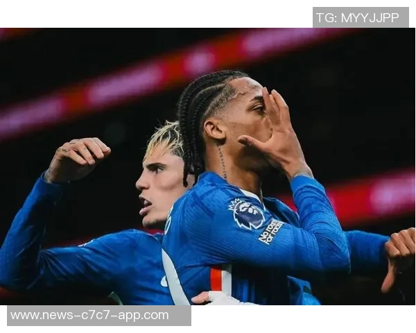 奥卡福精准直塞助攻勒温转身射门遭维卡里奥神勇扑救